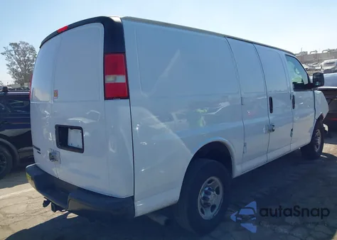 2015 Chevrolet Express 2500 Work Van from USA, damaged, VIN 1GCWGFCF6F1246210